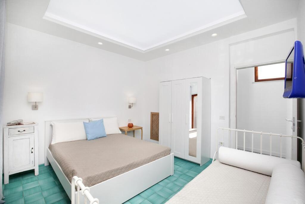 דירות סורנטו Super Attico Vista Mare Con Piscina מראה חיצוני תמונה