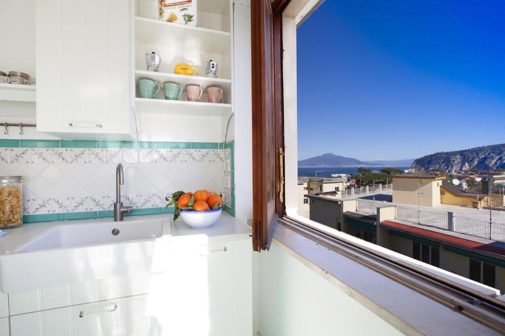 דירות סורנטו Super Attico Vista Mare Con Piscina מראה חיצוני תמונה